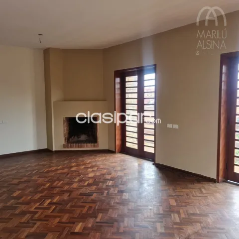 En Exclusivo Carmelitas Casa A Precio De Terreno Con 1169M2, foto 3