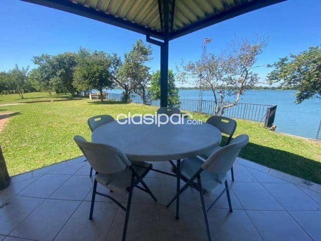 EN VENTA Hermosa propiedad con 210 m sobre el Río Paraná — foto 1