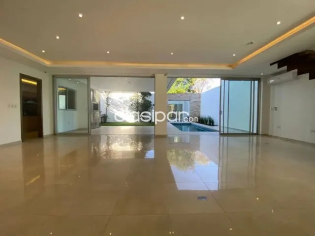 Las Lomas prox. Sh. Sol: Elegante, minimalista, 3 suites, jardín, piscina, (op. Amoblado), foto 4