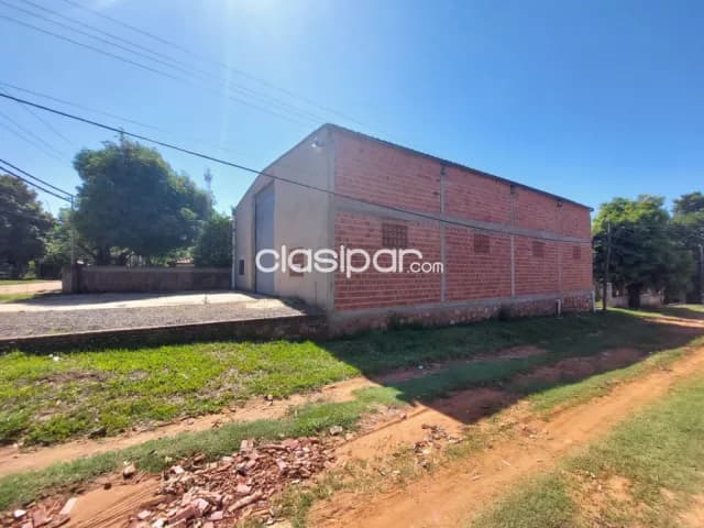 Deposito en Luque zona municipalidad cod 2425 — foto 4