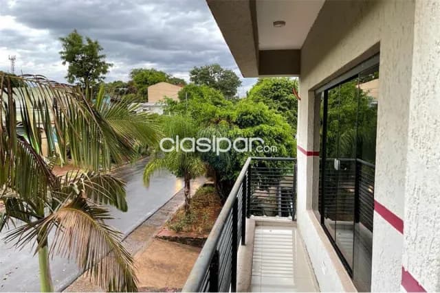 casa de 3 plantas a pasos del puente internacional: 5 habitaciones y 5 baños — foto 3