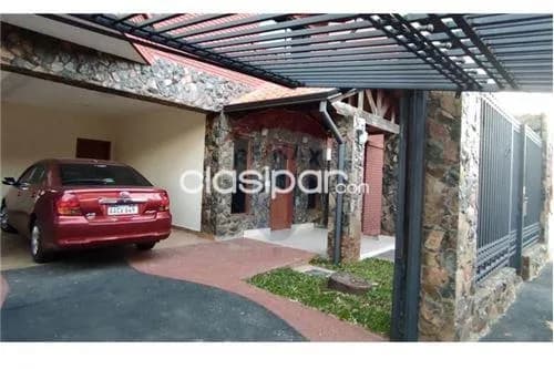 Amplia y fina casa lista para habitar en fdo zona norte a mtrs de la plaza yrendague — foto 4