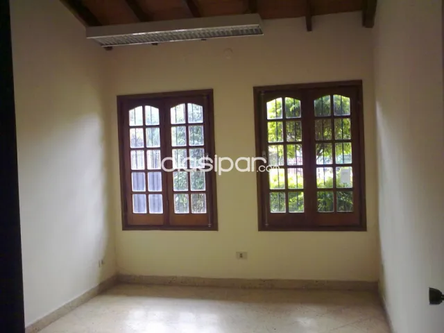 Bº san pablo oportunidad! Casa en oferta, totalmente planta baja, 3 dormitorios — foto 4