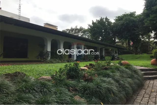 Amplia residencia barrio Jara en terreno de 2.100m2 ideal para inevrsion/proyectos — foto 2