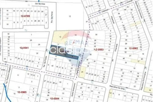 Amplia residencia barrio Jara en terreno de 2.100m2 ideal para inevrsion/proyectos — foto 3