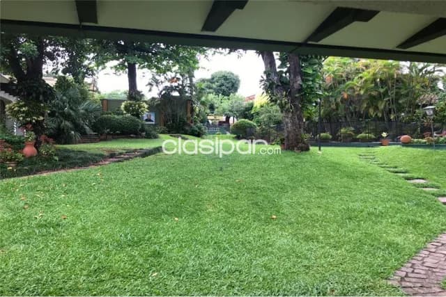 Amplia residencia barrio Jara en terreno de 2.100m2 ideal para inevrsion/proyectos — foto 5