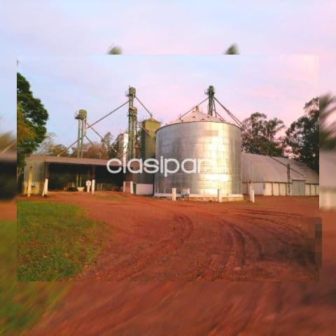12 hectáreas con 202,6 mts de frente ruta. Silo. Equipado. Vendo. Recibo a cuenta.Sin int