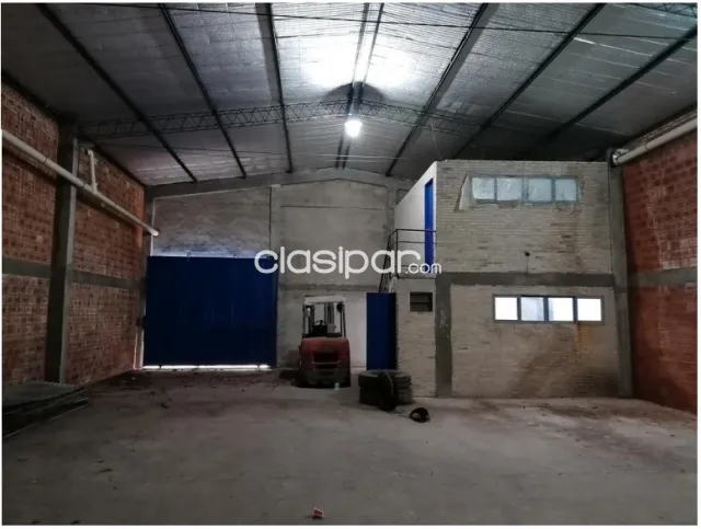 Mr alonso: 700 m2 + oficina, de calle a calle – 2.000 usd — foto 3