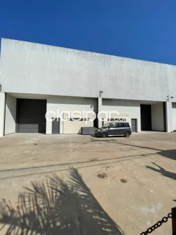 Z/ avda. Eusebio ayala y kubitschek: 500 m2, impecable deposito de 1ª maniobra de camiones, foto 2