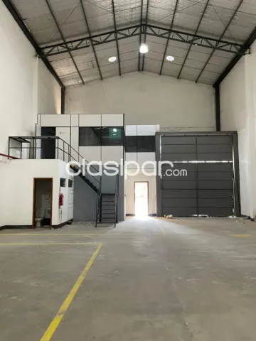 Z/ avda. Eusebio ayala y kubitschek: 500 m2, impecable deposito de 1ª maniobra de camiones, foto 3