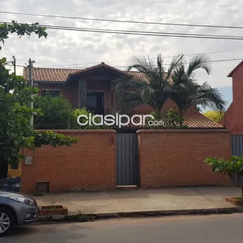 Bo. Santa maria – fdo de mora (n): Elegante residencia, 420 m2, 3 dormit, quincho, jardín, foto 2