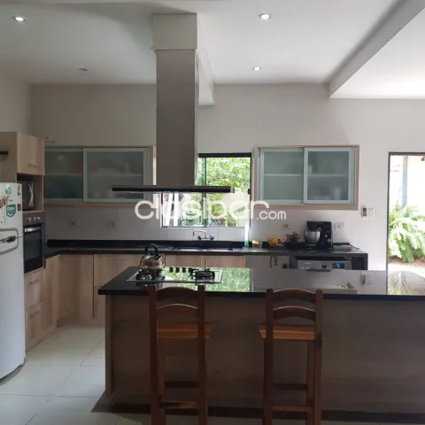 Bo. Santa maria – fdo de mora (n): Elegante residencia, 420 m2, 3 dormit, quincho, jardín, foto 5