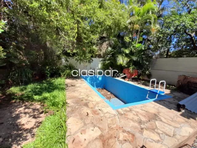 Casa en Lambaré zona canal 13 con piscina cod: V0235 — foto 3