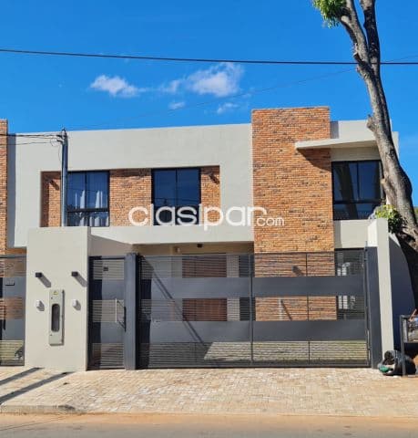 Luque – conmebol: Lujoso dúplex a estrenar, ambientes amplios, 3 dormit, jardín, pisicina