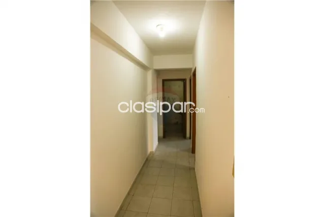 departamento sobre avenida Caballero, centro de Encarnación: 2 habitaciones y 2 baño, foto 5