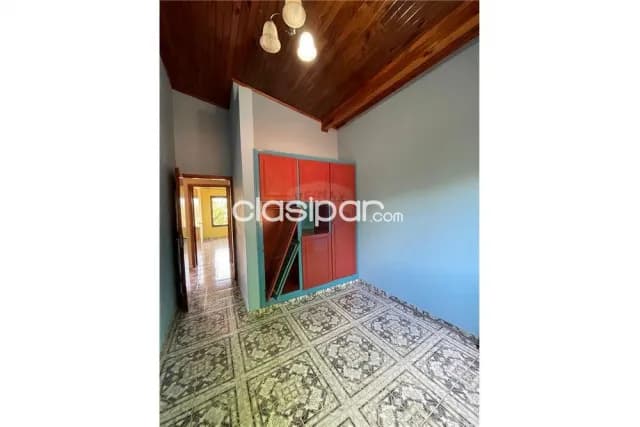amplia residencia sobre ruta sexta, barrio Santa María: 3 habitaciones y 3 baños — foto 4