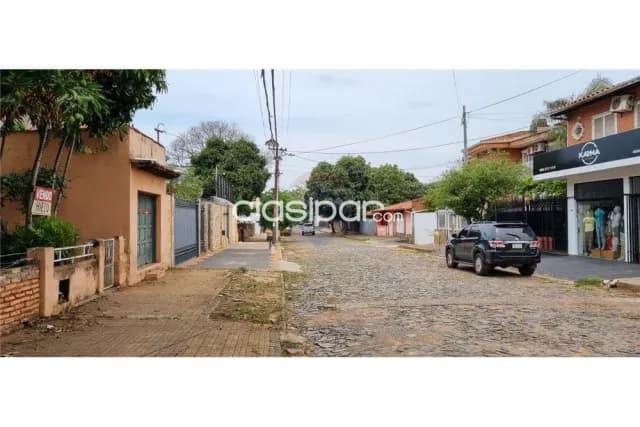 Amplio terreno en villa aurelia sobre calle lamas carisimo — foto 4