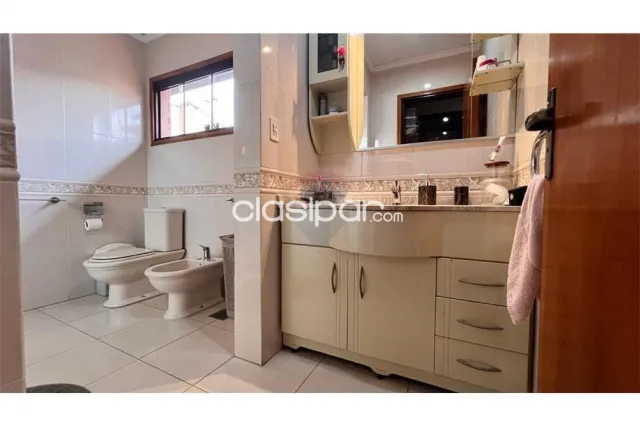 Casa de 2 plantas con piscina 2 hab.en suite en bo.mburucuya, foto 5