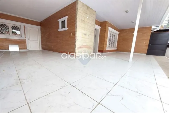 Casa con dptos. A 100 mtrs de ips central y colegio aleman concordia con renta actua — foto 2