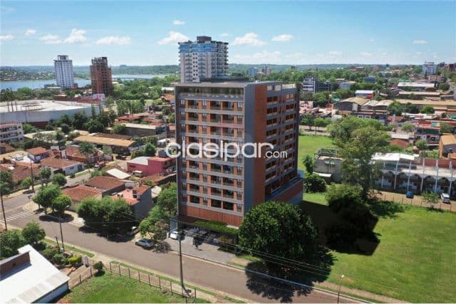 departamento en pozo en el edificio Paraná Playa costanera: 1 habitación y 1 baño