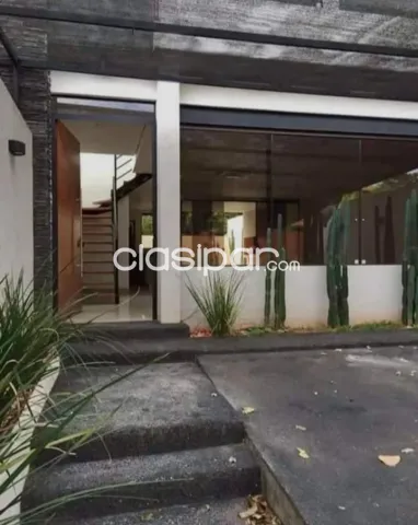 Prox. La galería, shop del sol, av. Sta. Teresa: Distinguido dúplex, 3 dormit, quincho — foto 3