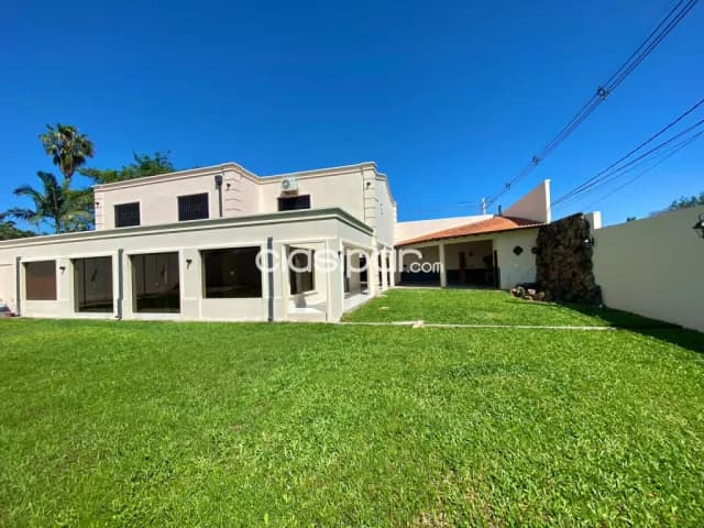 Hermosa Residencia en Luque, foto 2