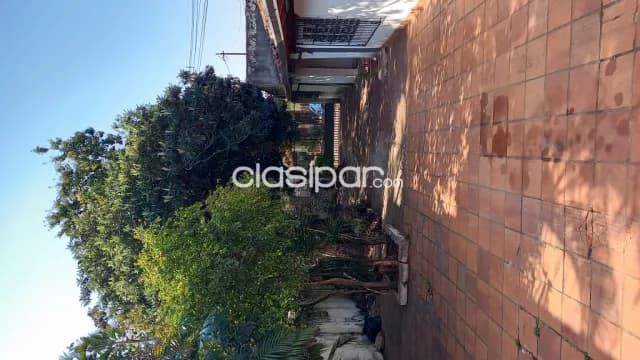 Casa en San Lorenzo Oferta por este mes cerca hipermercado Fortis. Aproveche !! — foto 3