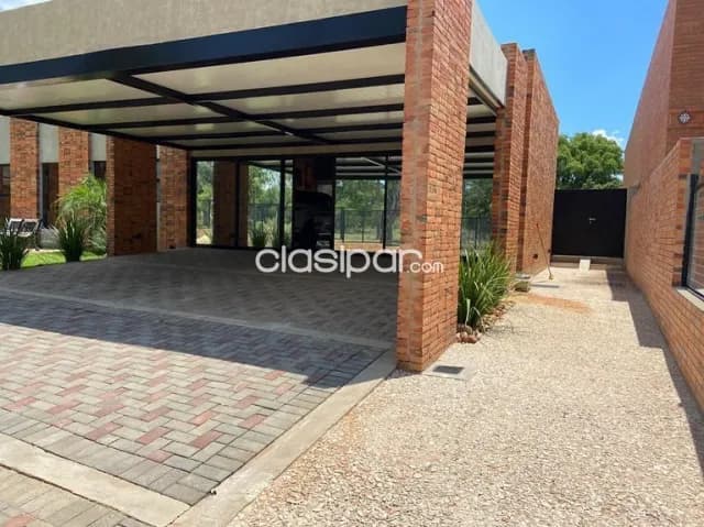 Surubi’i: Residencia contemporánea, 1.600m2, 3 dormit, gran jardín, piscina, jacuzzi — foto 3