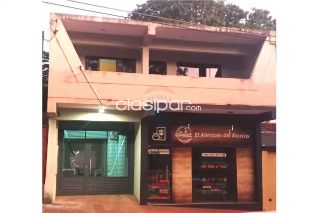 edificio en pleno centro de Encarnación. Cuenta con varias dependencias, foto 2