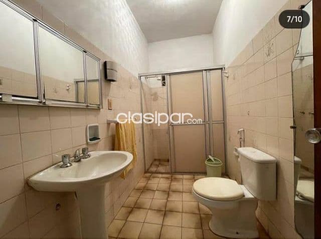 🕺excelente oportunidad para invertir en pleno centro de c.d.e 🇵🇾