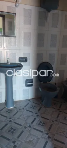 Casa con piscina quincho con parrilla vendo en Ñemby a 5 cuadras del centro imperdible !! — foto 4