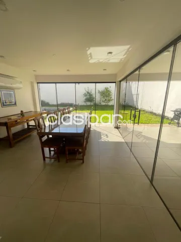 Mburucuyá: Moderna residencia, 4 dormitorios, jardín, piscina, 7.500.000 gs — foto 3