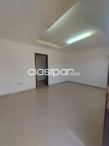 Duplex en bo. Sta librada, zona avda. Peron