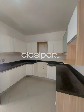 Duplex en bo. Sta librada, zona avda. Peron — foto 5