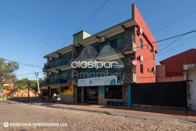 Edificio con 3 salones y 4 dptos. Lambaré, zona municipalidad, foto 5