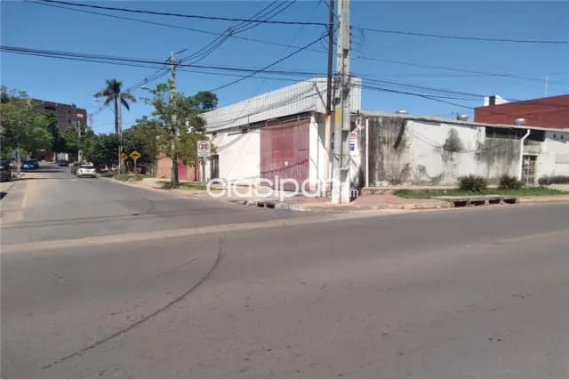 Deposito amplio en esquina sobre avda.laguna grande-fdo.zona norte, foto 4