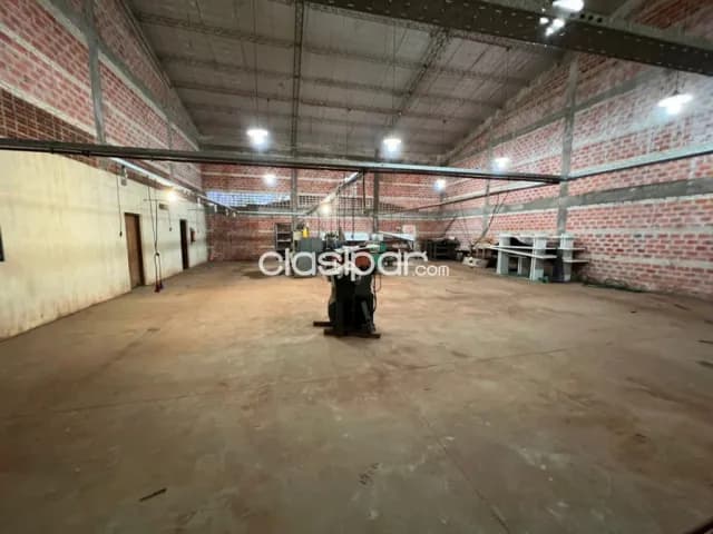 San Lorenzo – Luque: 450 m2, magnifico deposito + showroom + oficinas + parking — foto 5