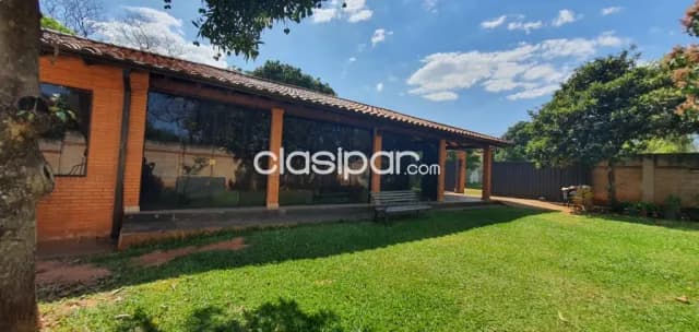 Hermosa y amplia casa en Luque — foto 4