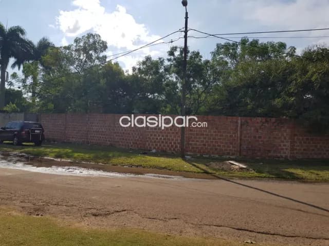 terreno al pie del cerro Lambaré, a 50 mts de Av. Perón y Costanera Sur — foto 4