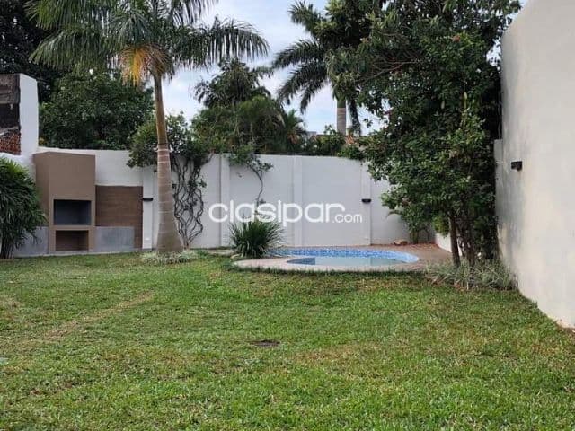 Bo Jara (coca cola): Hermosa residencia, 420m2, escrit, 3 dormit, gran jardín, piscina