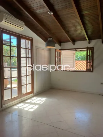 Bo Jara – león condou: P/ vivienda u oficina, amplios ambientes, 4 dormitorios, jardín, foto 4