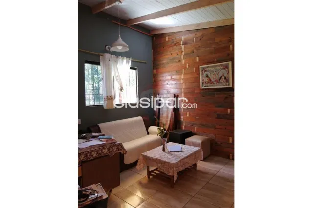 casa en el barrio San Antonio Ypekuru: 4 habitaciones y 3 baños — foto 5
