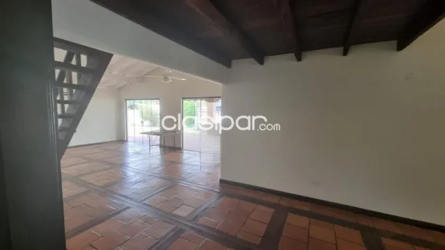 hermosa Casa en Luque Barrio Cerrado — foto 4
