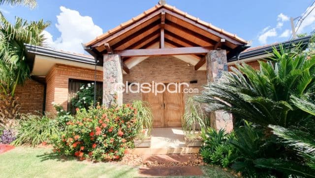 Hermosa residencia en lambare usd 400.000