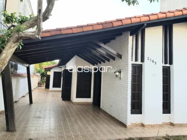 Amplia casa en sajonia gs 3.600.000 — foto 3