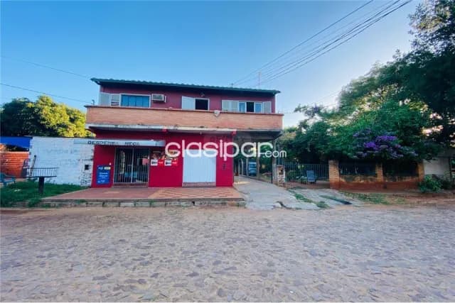 Amplia casa en Venta en Luque, foto 2