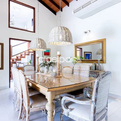 / alquilo en surubi-i: 1.456 m2, esplendida residencia, 3 suites, gran jardín — foto 3