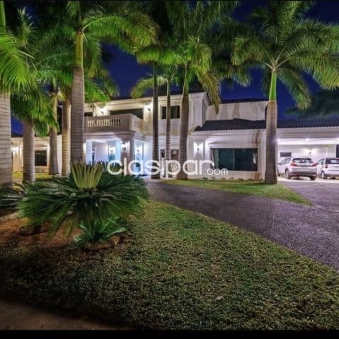 Condominio montesol: Señorial residencia premium, 3 suites, jardín, piscina, una belleza!