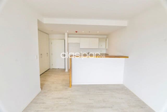 En Venta Moderno Departamento de 2 habitaciones en Barrio Jara V101