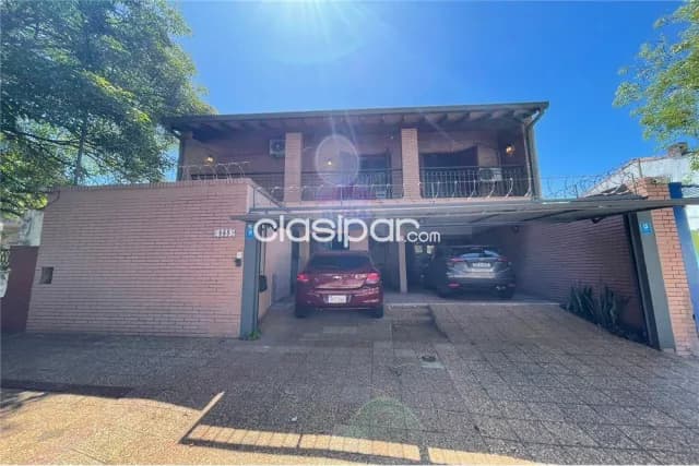 Casa de dos plantas con piscina y patio bo.Las Mercedes s/washington a 50 mtrs españ — foto 5